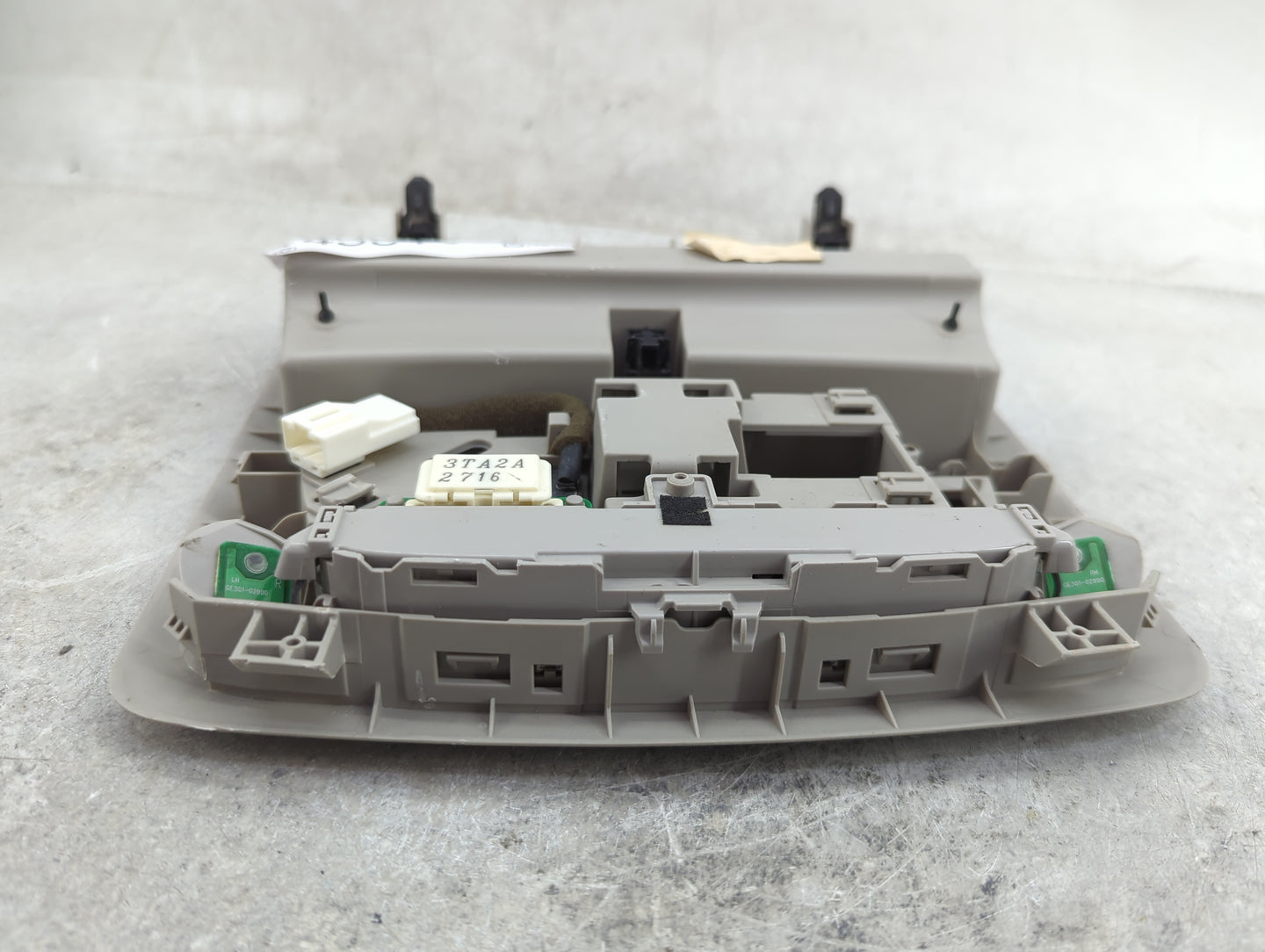 2013 Nissan Sentra Overhead Roof Console - Oemusedautoparts1.com