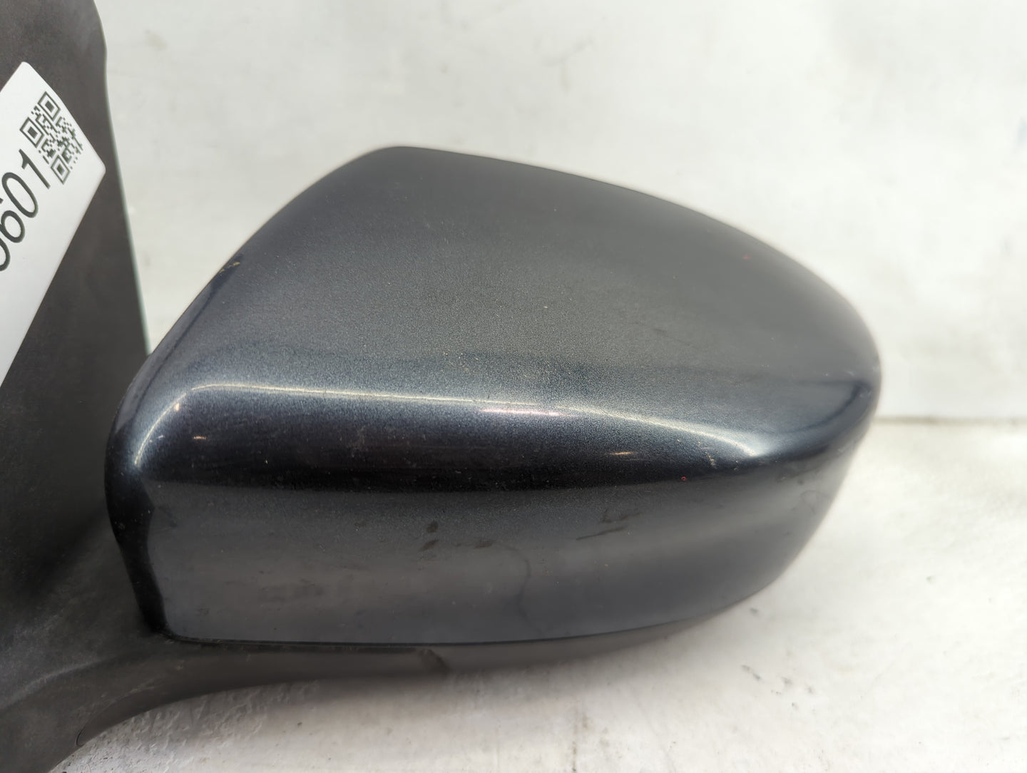 2013-2015 Nissan Sentra Driver Side View Mirror - Left Door Mirror OEM Used - Oemusedautoparts1.com