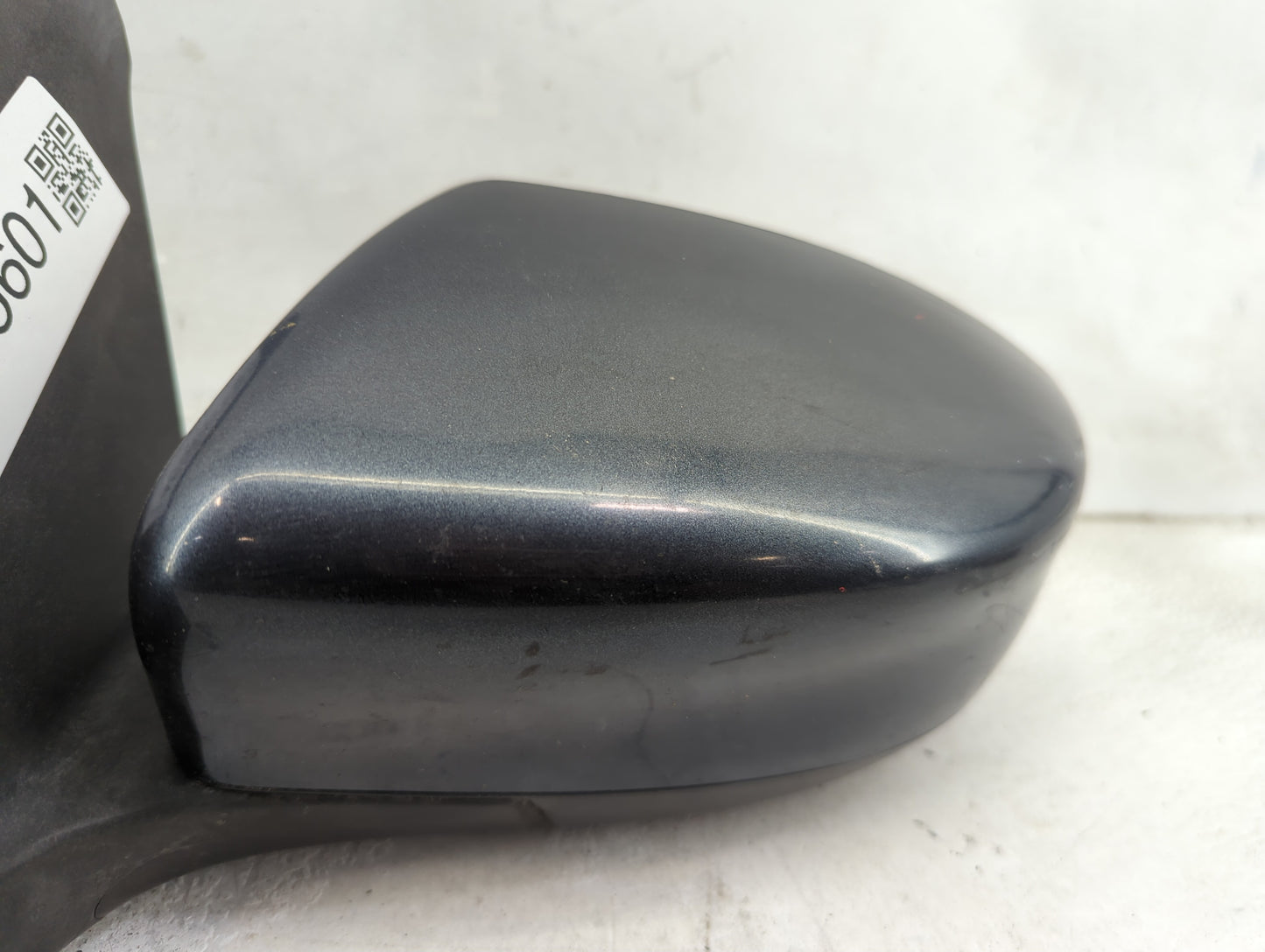 2013-2015 Nissan Sentra Driver Side View Mirror - Left Door Mirror OEM Used - Oemusedautoparts1.com
