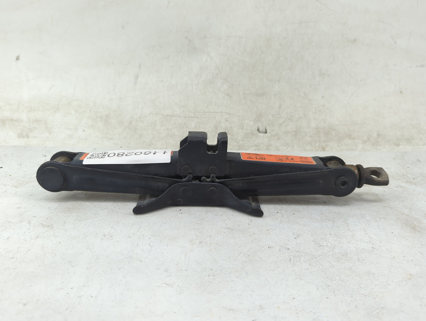 2013 Nissan Sentra Spare Scissor Car Jack 1460280 - Oemusedautoparts1.com