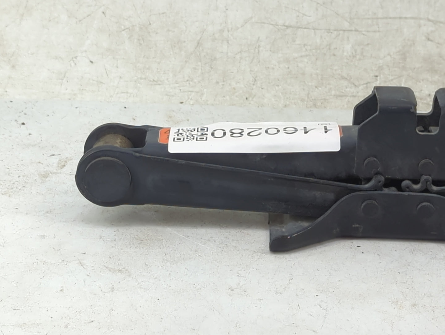 2013 Nissan Sentra Spare Scissor Car Jack 1460280 - Oemusedautoparts1.com