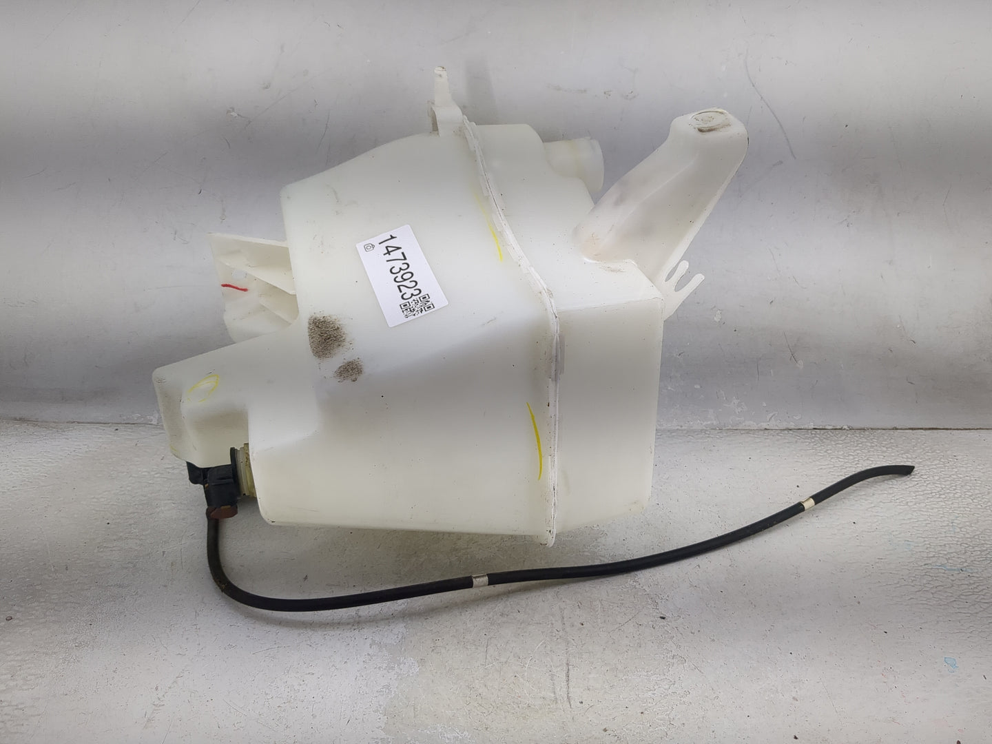 2013-2015 Nissan Sentra Windshield Washer Fluid Reservoir Bottle Oem 1473923 - Oemusedautoparts1.com