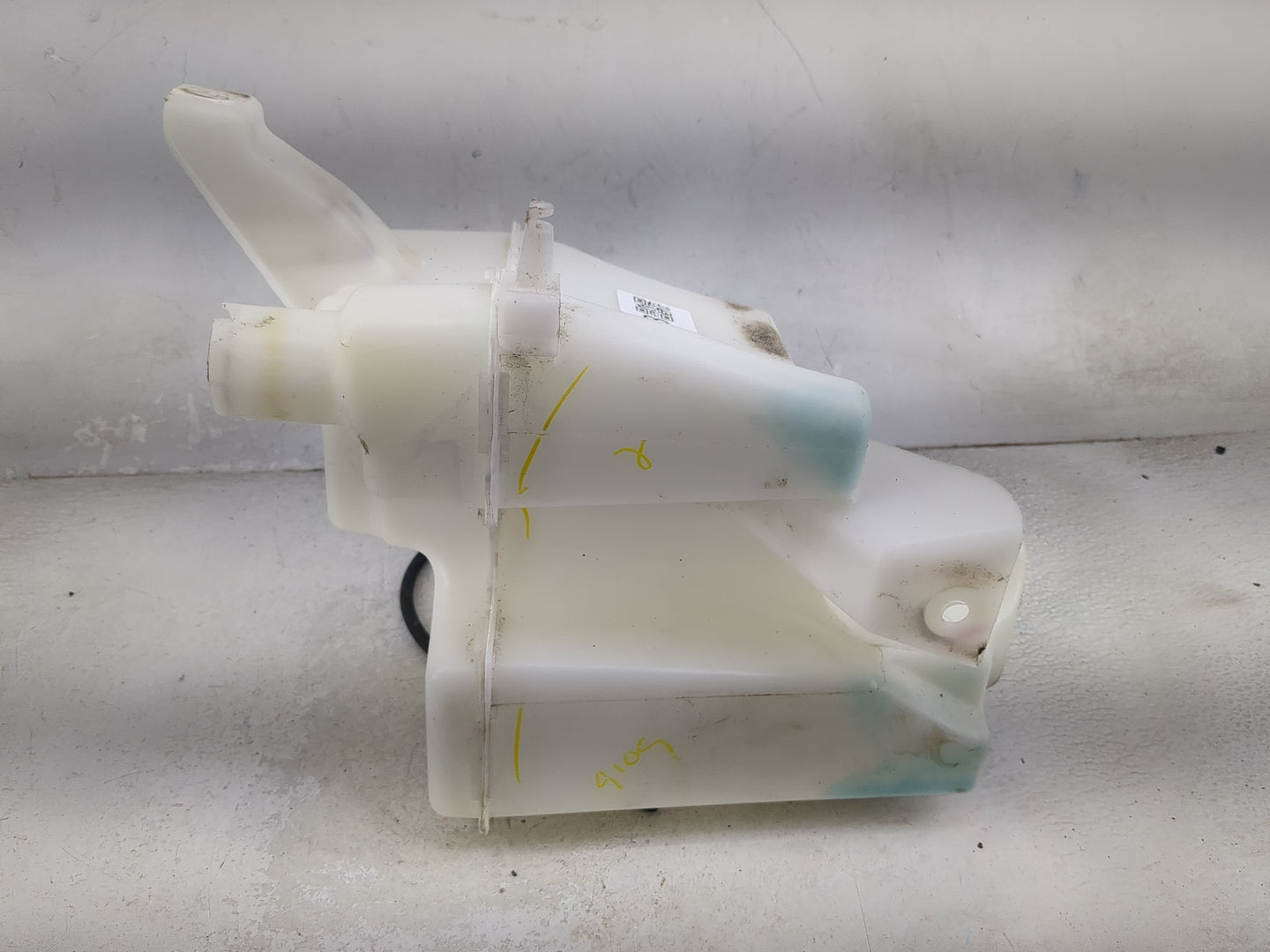 2013-2015 Nissan Sentra Windshield Washer Fluid Reservoir Bottle Oem 1473923 - Oemusedautoparts1.com