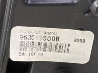 2013-2015 Nissan Sentra Passenger Side View Mirror - Right Door Mirror OEM Used - Oemusedautoparts1.com