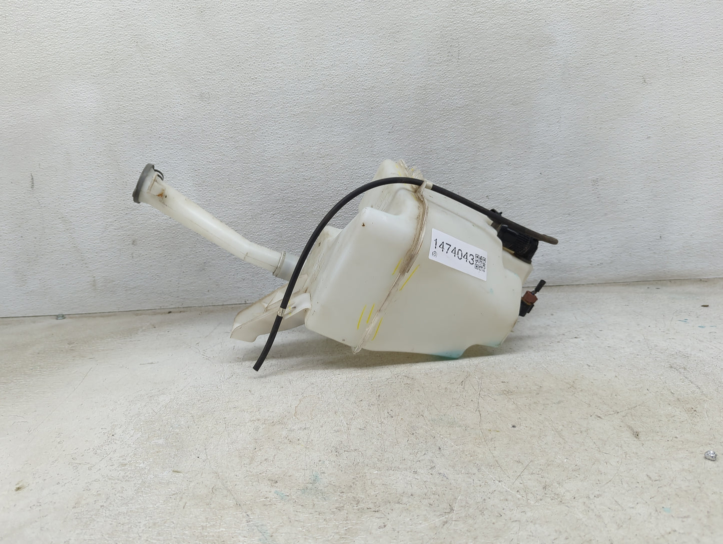 2013-2015 Nissan Sentra Windshield Washer Fluid Reservoir Bottle Oem 1474043 - Oemusedautoparts1.com