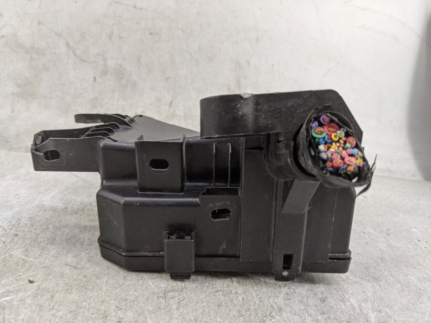 2013-2019 Nissan Sentra Fusebox Fuse Box Panel Relay Module P/N:284B7 3SG1A 284B73SG1A Fits OEM Used Auto Parts - Oemusedaut