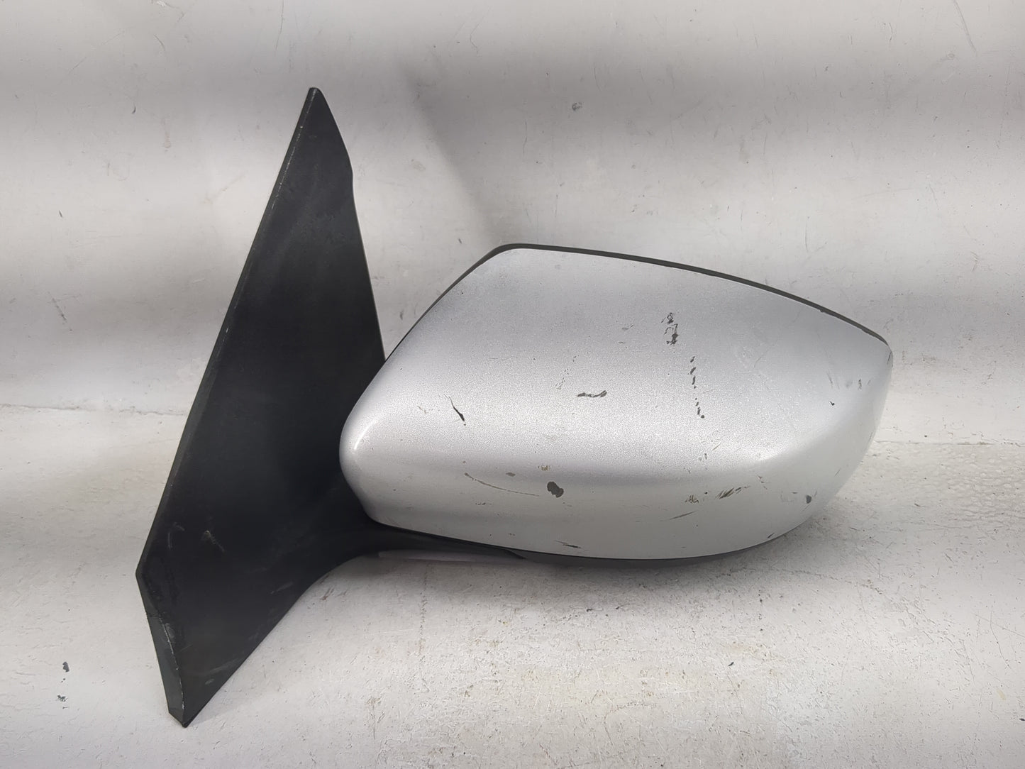 2013-2015 Nissan Sentra Driver Side View Mirror - Left Door Mirror OEM Used - Oemusedautoparts1.com