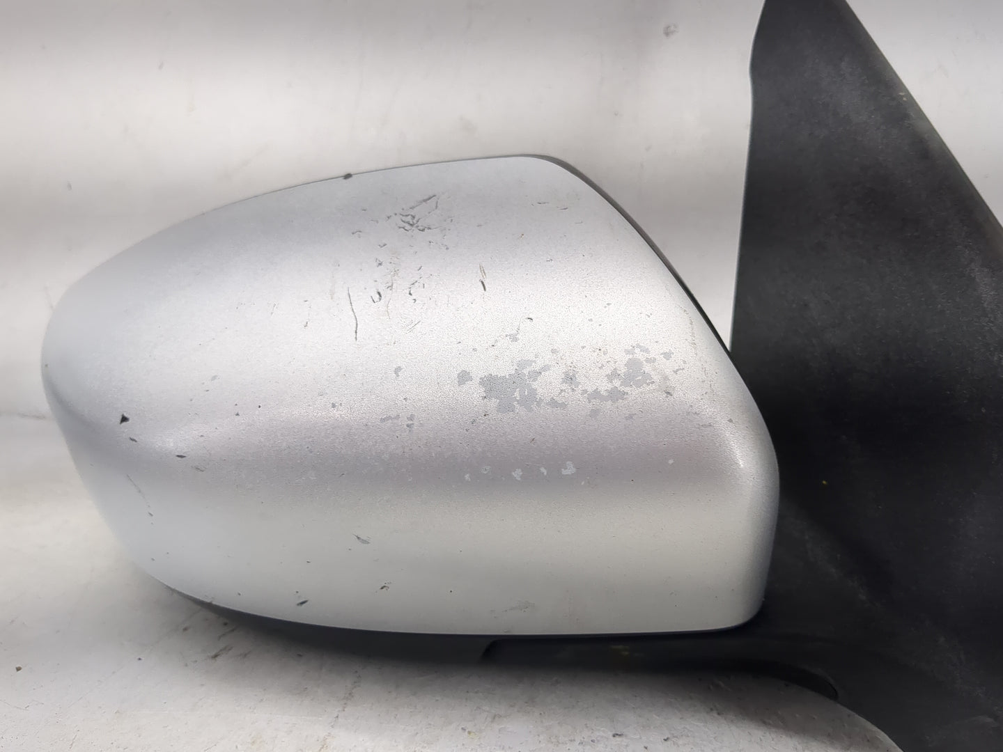 2013-2015 Nissan Sentra Passenger Side View Mirror - Right Door Mirror OEM Used - Oemusedautoparts1.com
