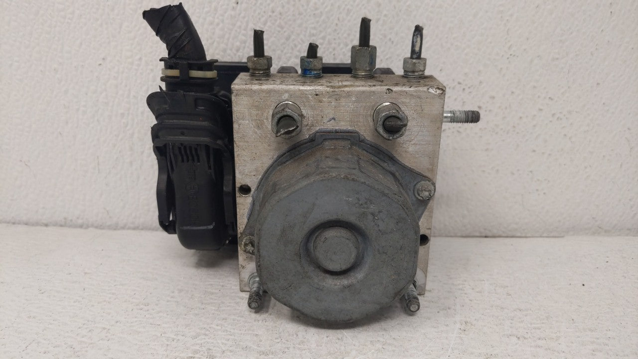2013-2014 Nissan Sentra ABS Pump Control Module Replacement P/N:47660 3SG0A Fits Fits 2013 2014 OEM Used Auto Parts - Oemuse