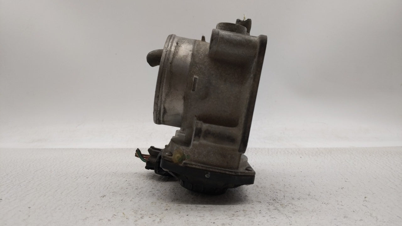 2013-2019 Nissan Sentra Throttle Body P/N:3RA60-01 C 3RA60-01 E, 3RA60-01 D Fits Fits 2013 2014 2015 2016 2017 2018 2019 OEM