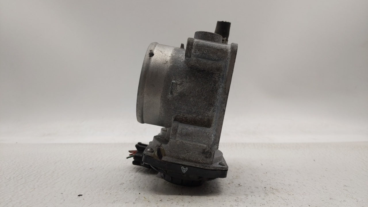 2013-2019 Nissan Sentra Throttle Body P/N:3RA60-01 E 3RA60-01 D, 3RA60-01 B Fits Fits 2013 2014 2015 2016 2017 2018 2019 OEM