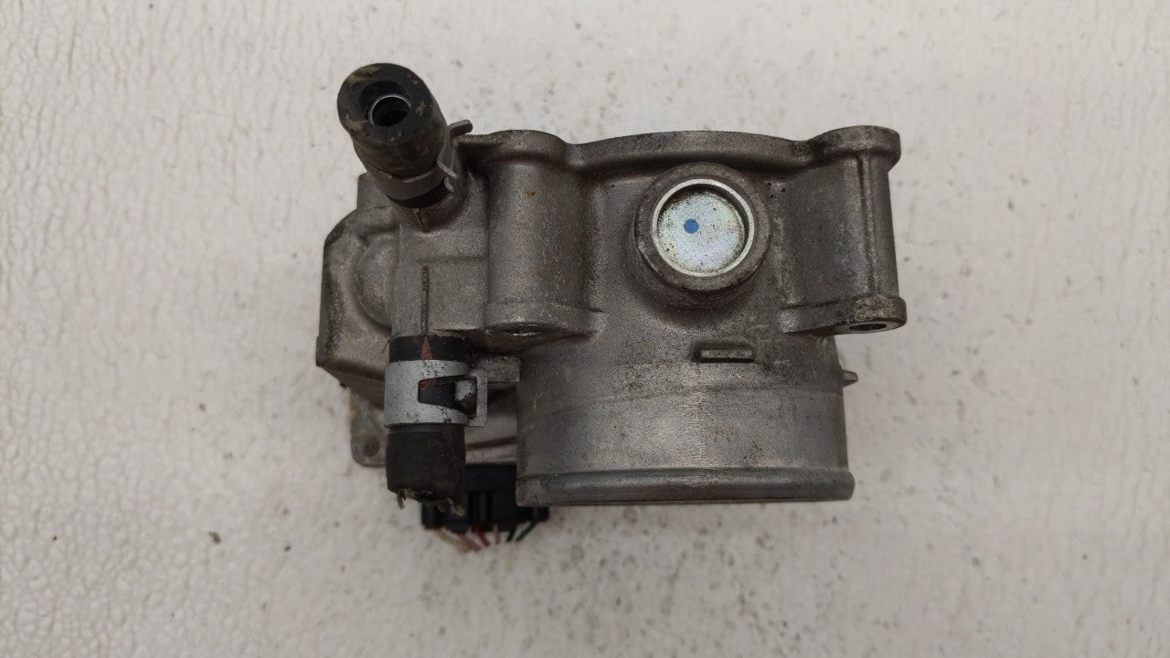 2013-2019 Nissan Sentra Throttle Body P/N:3RA60-01 C 3RA60-01 E, 3RA60-01 D Fits Fits 2013 2014 2015 2016 2017 2018 2019 OEM