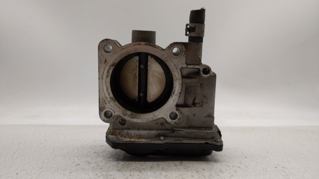 2013-2019 Nissan Sentra Throttle Body P/N:3RA60-01 C 3RA60-01 E, 3RA60-01 D Fits Fits 2013 2014 2015 2016 2017 2018 2019 OEM