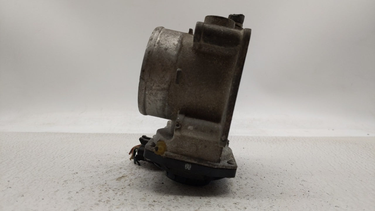 2013-2019 Nissan Sentra Throttle Body P/N:3RA60-01 C 3RA60-01 E, 3RA60-01 D Fits Fits 2013 2014 2015 2016 2017 2018 2019 OEM