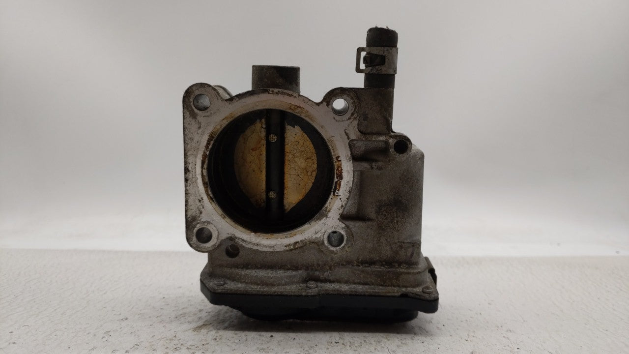 2013-2019 Nissan Sentra Throttle Body P/N:3RA60-01 C 3RA60-01 E, 3RA60-01 D Fits Fits 2013 2014 2015 2016 2017 2018 2019 OEM