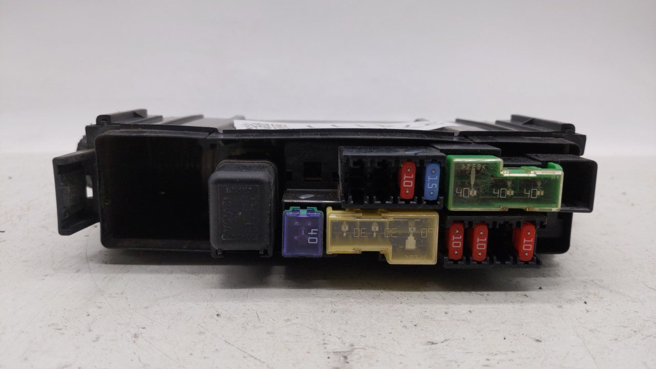 2013-2019 Nissan Sentra Fusebox Fuse Box Panel Relay Module P/N:284B7 3RA1B 24382 EW70B Fits OEM Used Auto Parts - Oemusedau