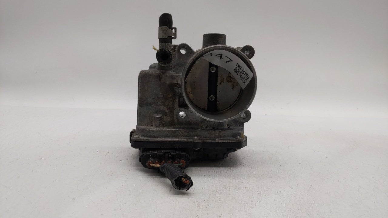 2013-2019 Nissan Sentra Throttle Body P/N:3RA60-01 C 3RA60-01 E, 3RA60-01 D Fits Fits 2013 2014 2015 2016 2017 2018 2019 OEM