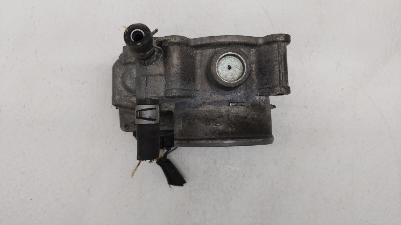 2013-2019 Nissan Sentra Throttle Body P/N:3RA60-01 C 3RA60-01 E, 3RA60-01 D Fits Fits 2013 2014 2015 2016 2017 2018 2019 OEM