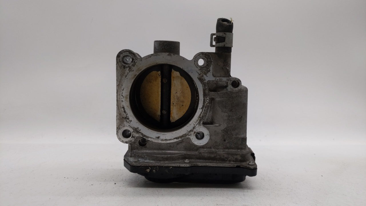 2013-2019 Nissan Sentra Throttle Body P/N:3RA60-01 C 3RA60-01 E, 3RA60-01 D Fits Fits 2013 2014 2015 2016 2017 2018 2019 OEM