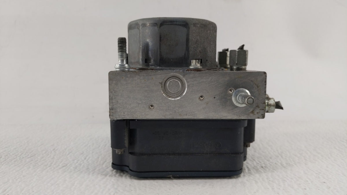 2013-2014 Nissan Sentra Anti-Lock Brake ABS Pump Module Actuator OEM P/N:47660 3SG0A Fits Fits 2013 2014 OEM Used Auto Parts