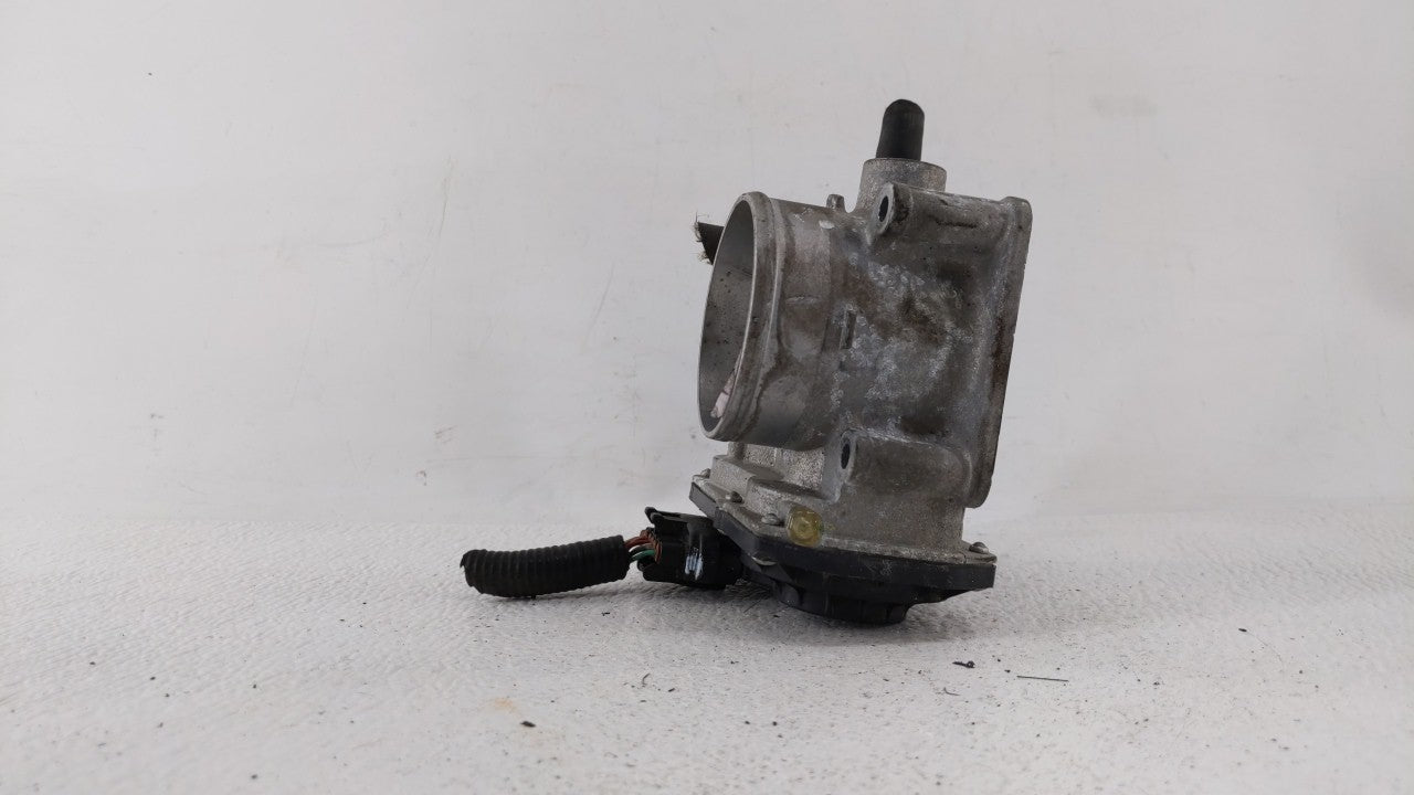 2013-2019 Nissan Sentra Throttle Body P/N:3RA60-01 C 3RA60-01 E, 3RA60-01 D Fits Fits 2013 2014 2015 2016 2017 2018 2019 OEM