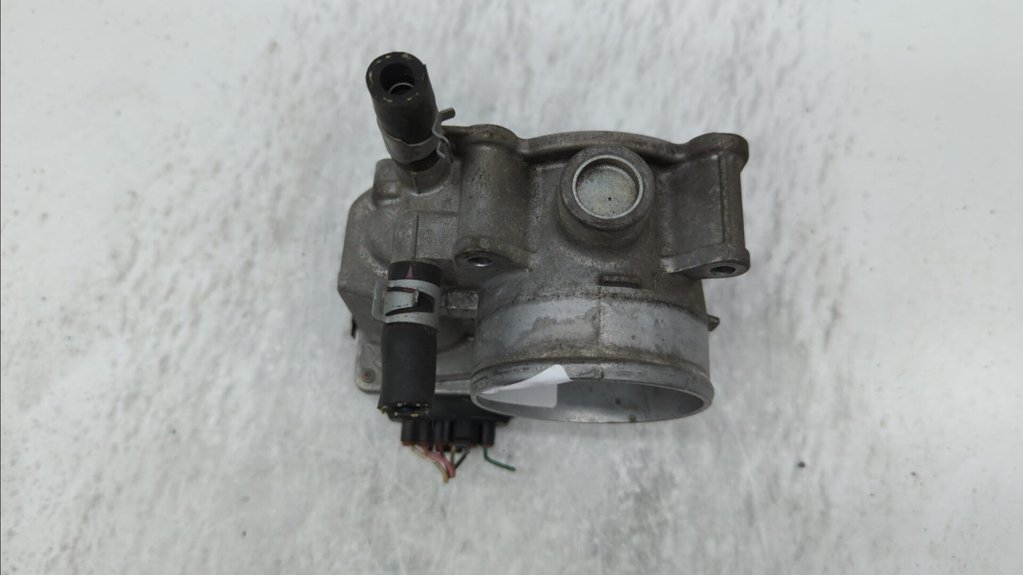 2013-2019 Nissan Sentra Throttle Body P/N:3RA60-01 C 3RA60-01 E, 3RA60-01 D Fits Fits 2013 2014 2015 2016 2017 2018 2019 OEM