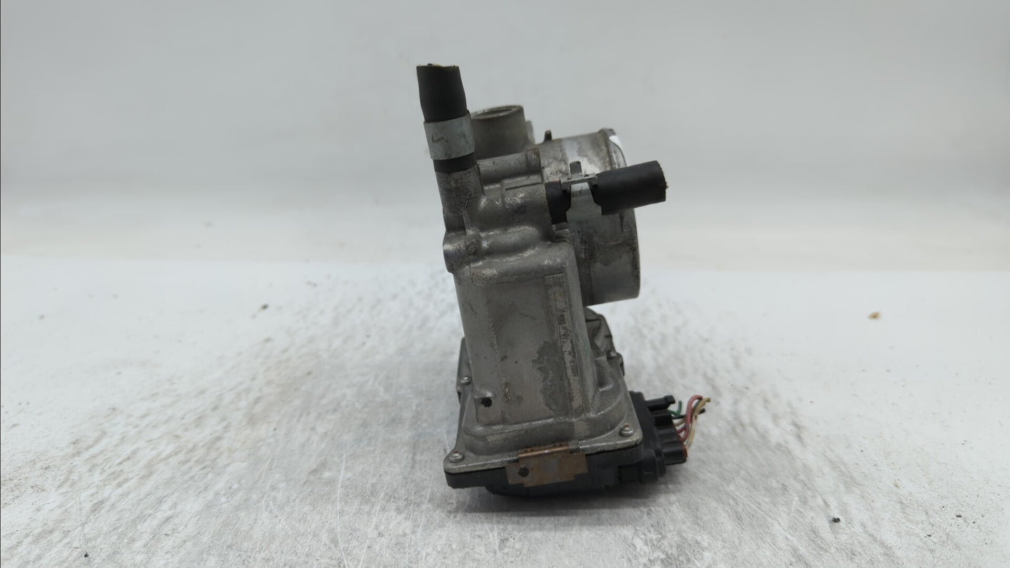 2013-2019 Nissan Sentra Throttle Body P/N:3RA60-01 C 3RA60-01 E, 3RA60-01 D Fits Fits 2013 2014 2015 2016 2017 2018 2019 OEM
