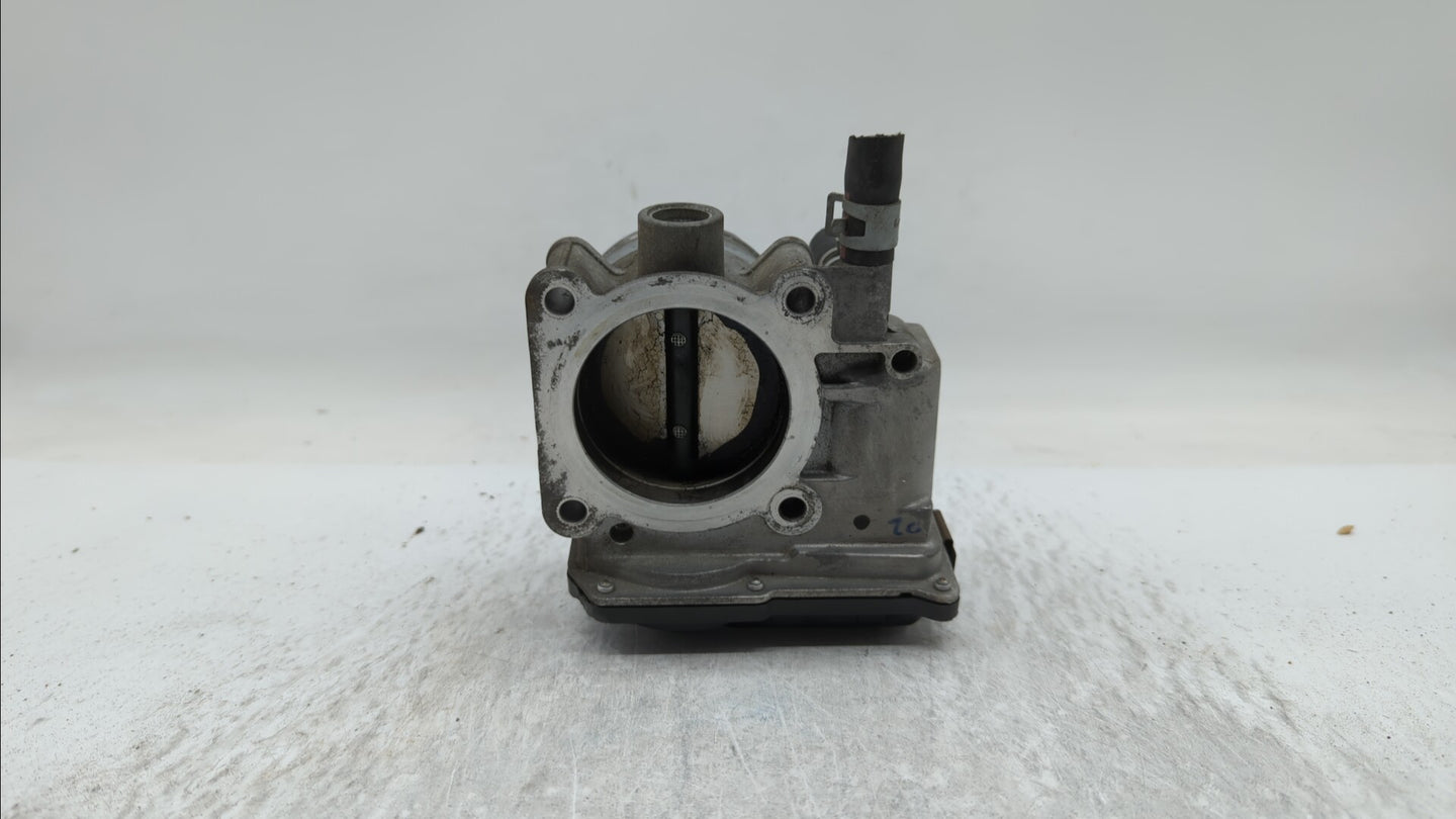 2013-2019 Nissan Sentra Throttle Body P/N:3RA60-01 C 3RA60-01 E, 3RA60-01 D Fits Fits 2013 2014 2015 2016 2017 2018 2019 OEM