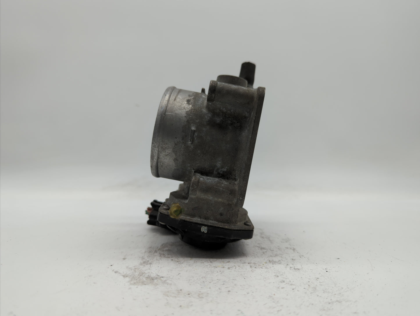 2013-2019 Nissan Sentra Throttle Body P/N:3RA60-01 C 3RA60-01 E, 3RA60-01 D Fits Fits 2013 2014 2015 2016 2017 2018 2019 OEM