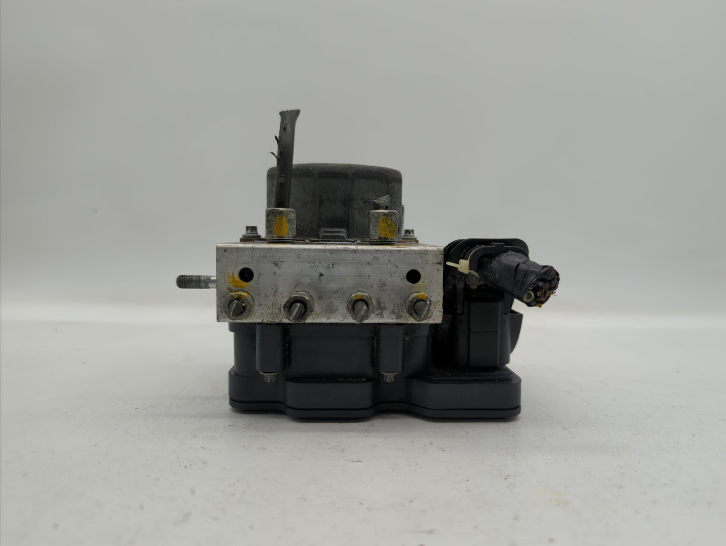 2013-2014 Nissan Sentra ABS Pump Control Module Replacement P/N:47660 3SG0A Fits Fits 2013 2014 OEM Used Auto Parts - Oemuse