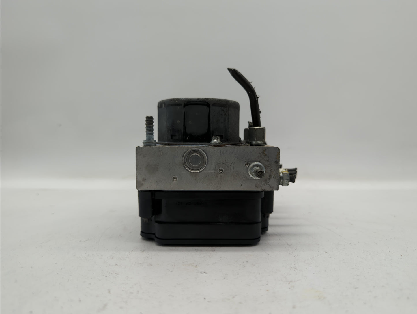2013-2014 Nissan Sentra ABS Pump Control Module Replacement P/N:47660 3SG0A Fits Fits 2013 2014 OEM Used Auto Parts - Oemuse