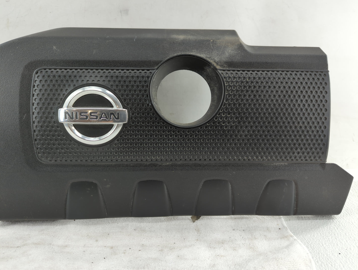 2013 Nissan Sentra Engine Cover - Oemusedautoparts1.com