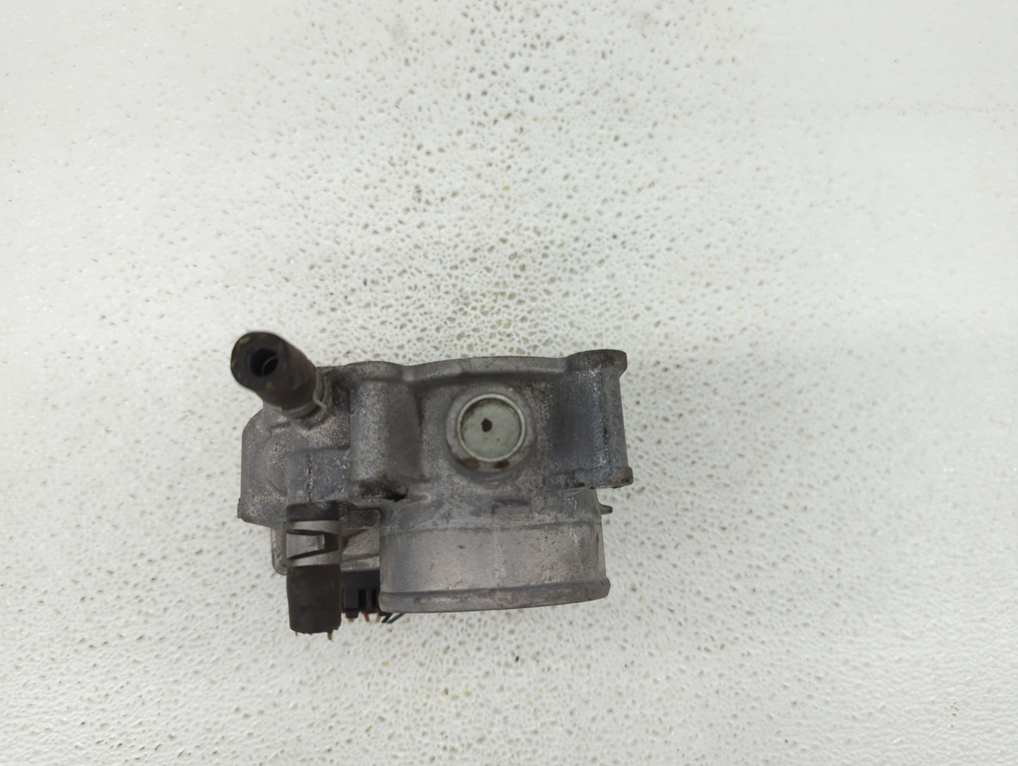 2013-2019 Nissan Sentra Throttle Body P/N:3RA60-01 C 3RA60-01 E, 3RA60-01 D Fits Fits 2013 2014 2015 2016 2017 2018 2019 OEM