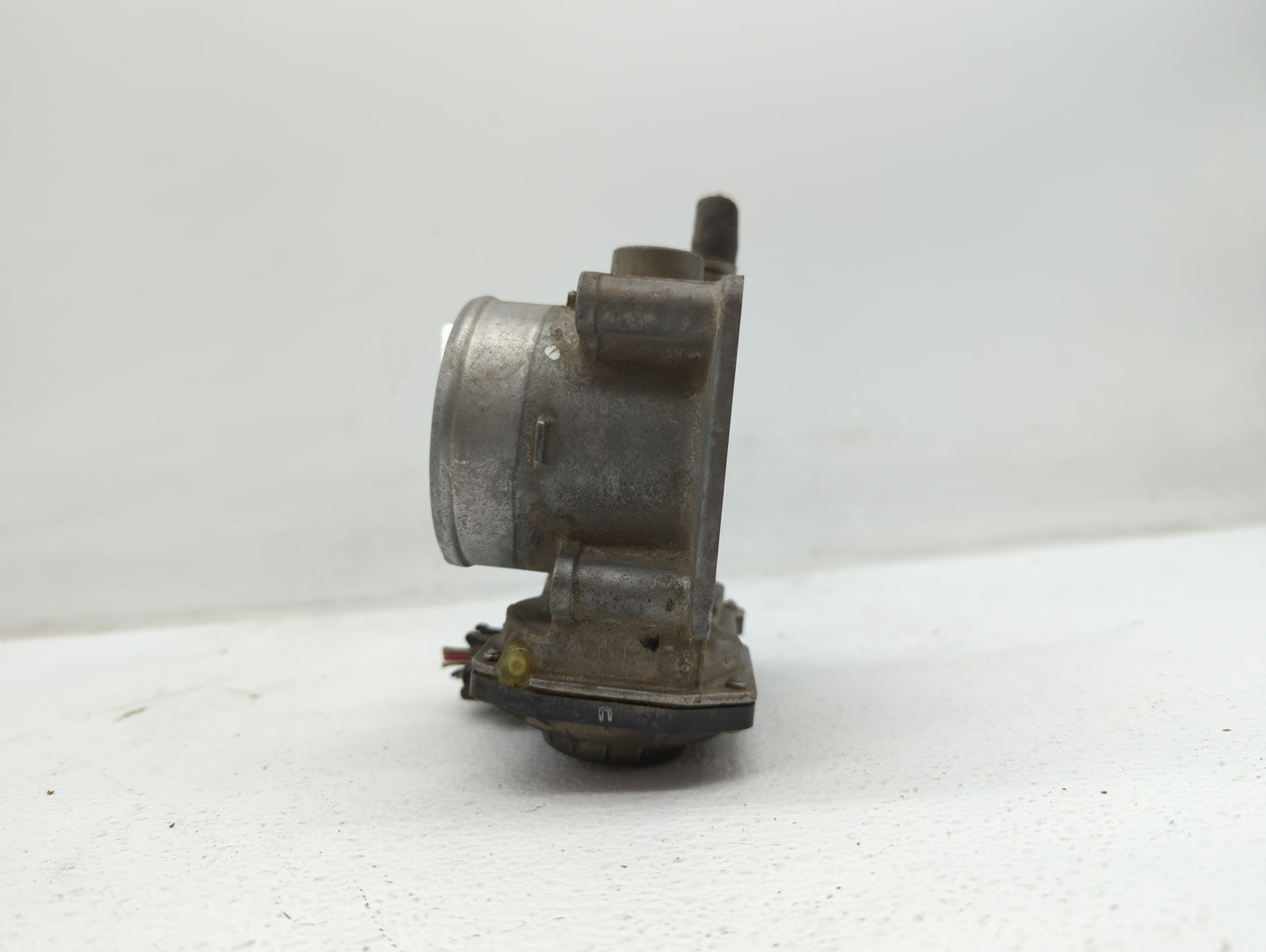 2013-2019 Nissan Sentra Throttle Body P/N:3RA60-01 C 3RA60-01 E, 3RA60-01 D Fits Fits 2013 2014 2015 2016 2017 2018 2019 OEM
