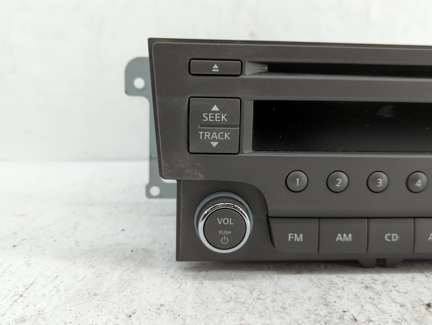2013-2014 Nissan Sentra Radio AM FM Cd Player Receiver Replacement P/N:28185-3RA2A 28185-3RA2B, 28185 3RA2D Fits Fits 2013 2