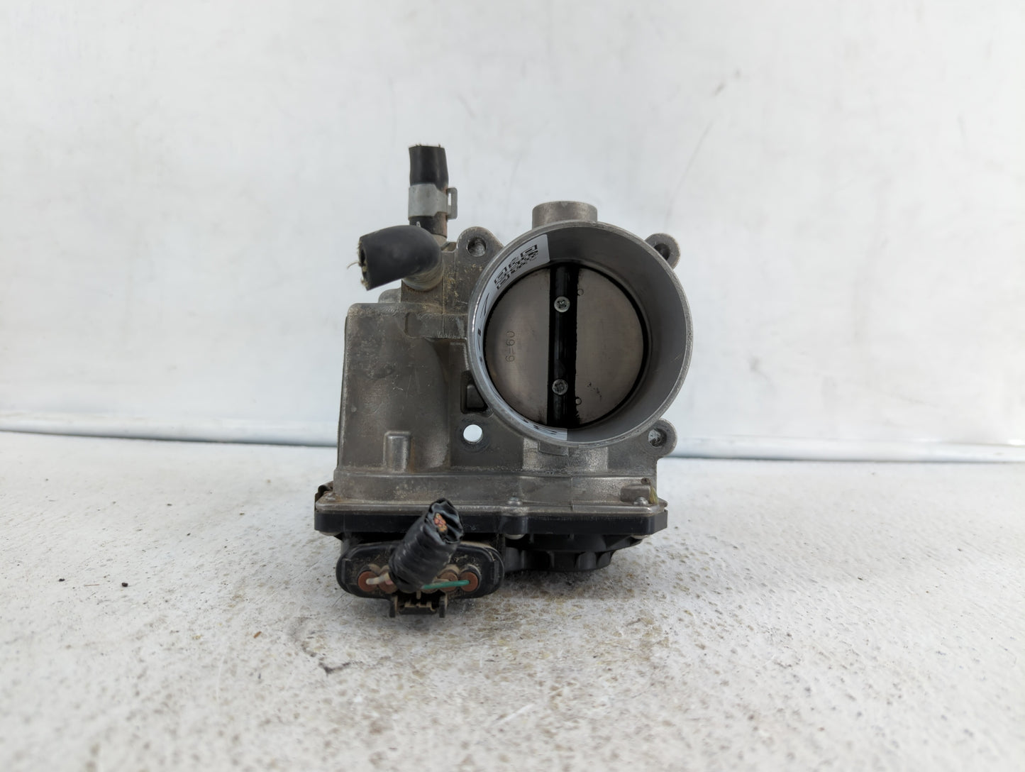 2013-2019 Nissan Sentra Throttle Body P/N:3RA60-01 C 3RA60-01 E, 3RA60-01 D Fits Fits 2013 2014 2015 2016 2017 2018 2019 OEM