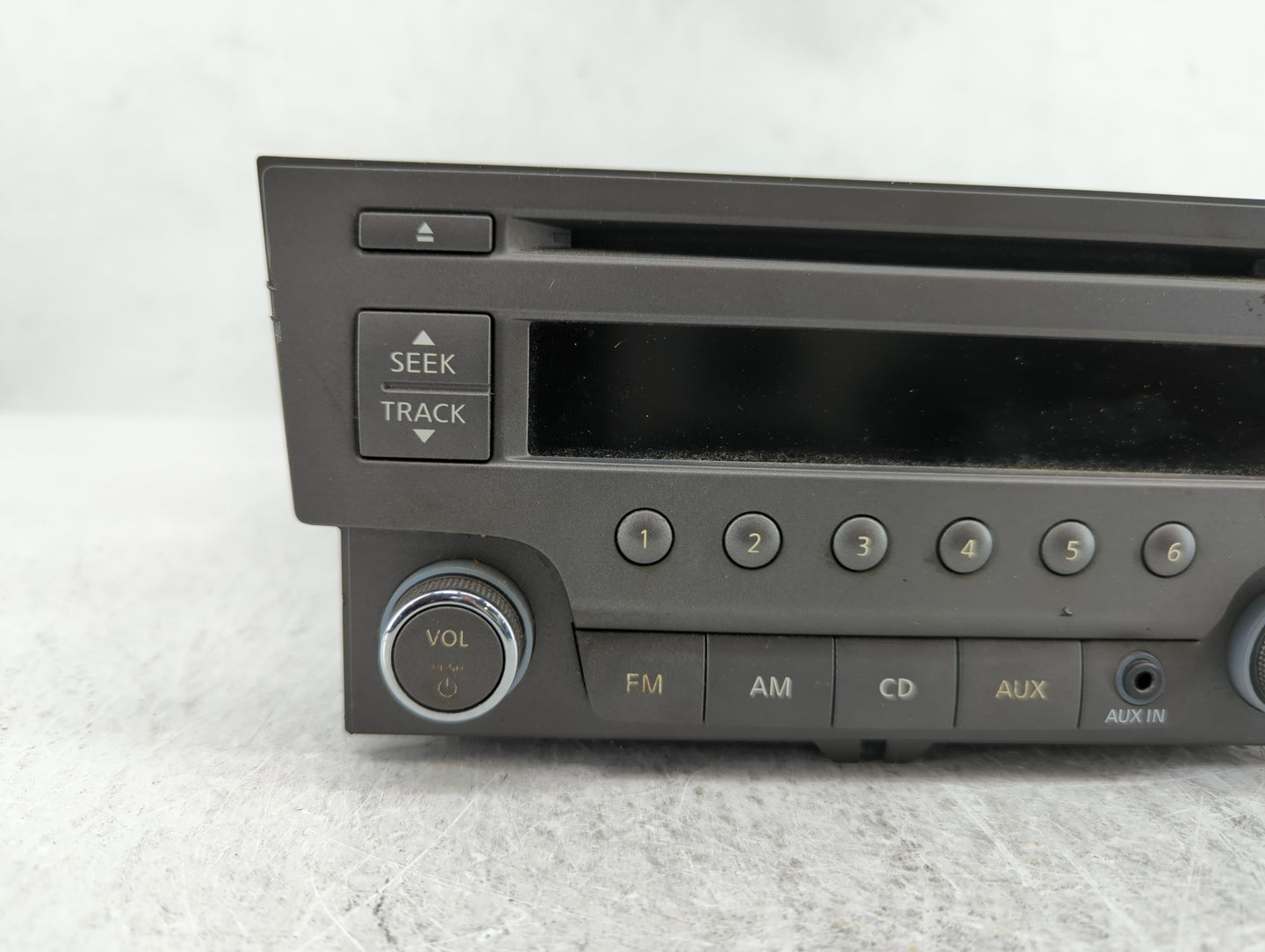 2013-2014 Nissan Sentra Am Fm Cd Player Radio Receiver - Oemusedautoparts1.com