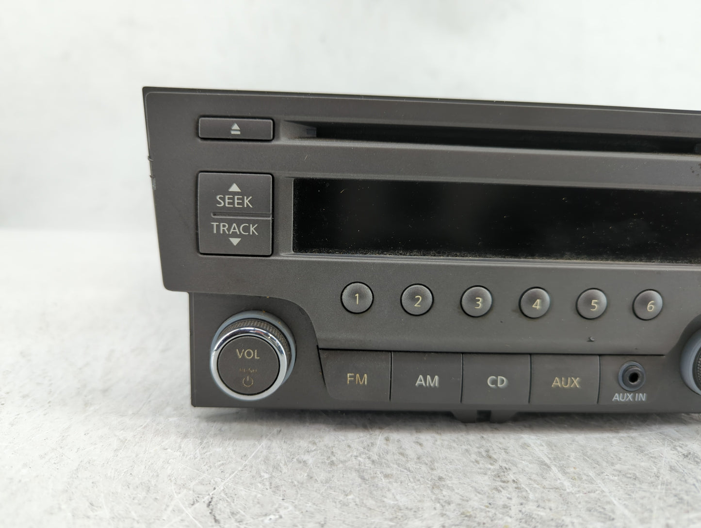2013-2014 Nissan Sentra Am Fm Cd Player Radio Receiver - Oemusedautoparts1.com