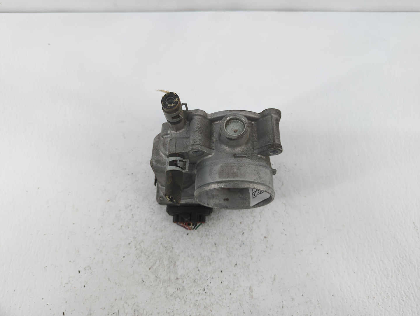 2013-2019 Nissan Sentra Throttle Body P/N:3RA60-01 C 3RA60-01 E, 3RA60-01 D Fits Fits 2013 2014 2015 2016 2017 2018 2019 OEM