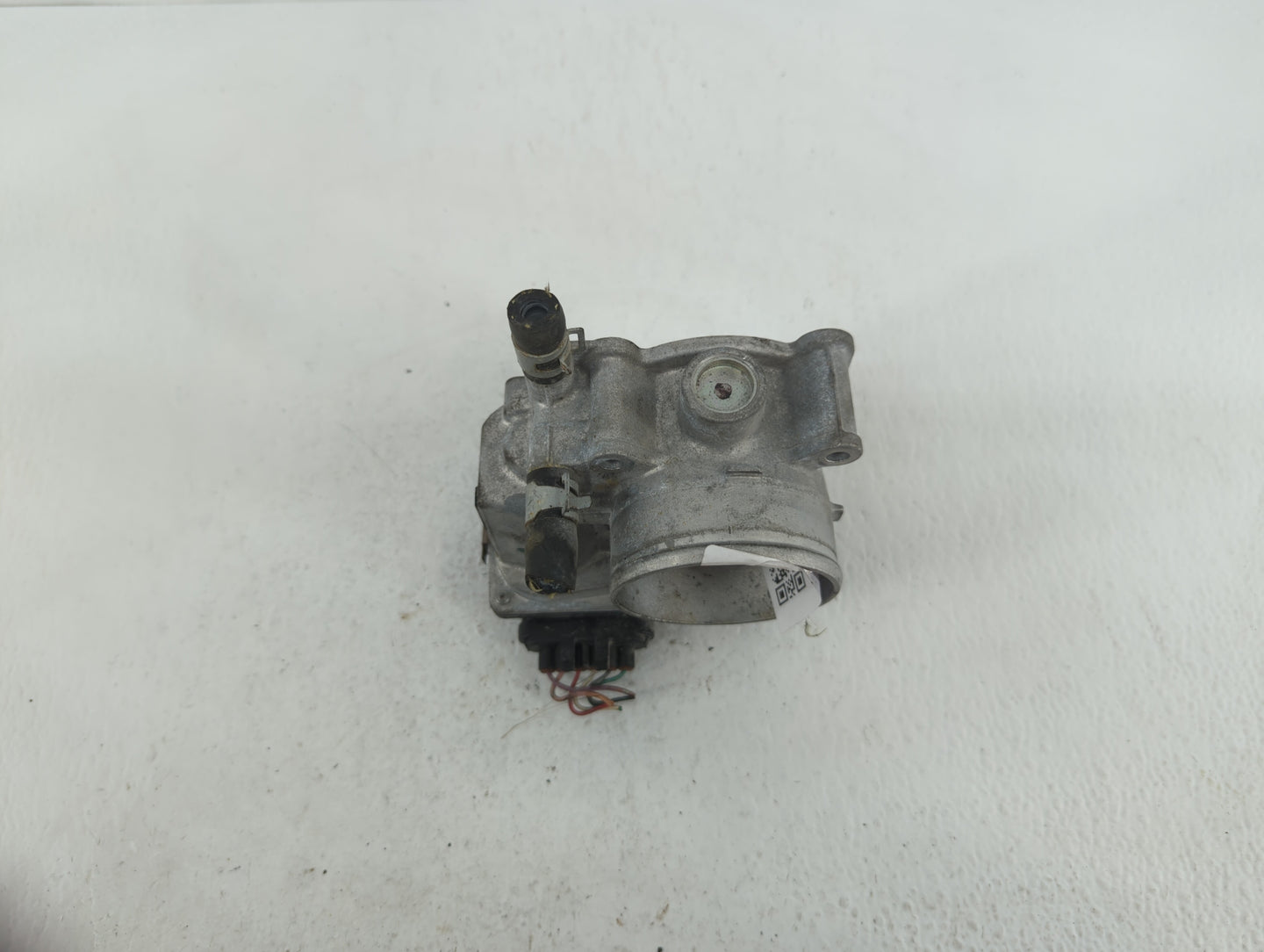 2013-2019 Nissan Sentra Throttle Body P/N:3RA60-01 C 3RA60-01 E, 3RA60-01 D Fits Fits 2013 2014 2015 2016 2017 2018 2019 OEM
