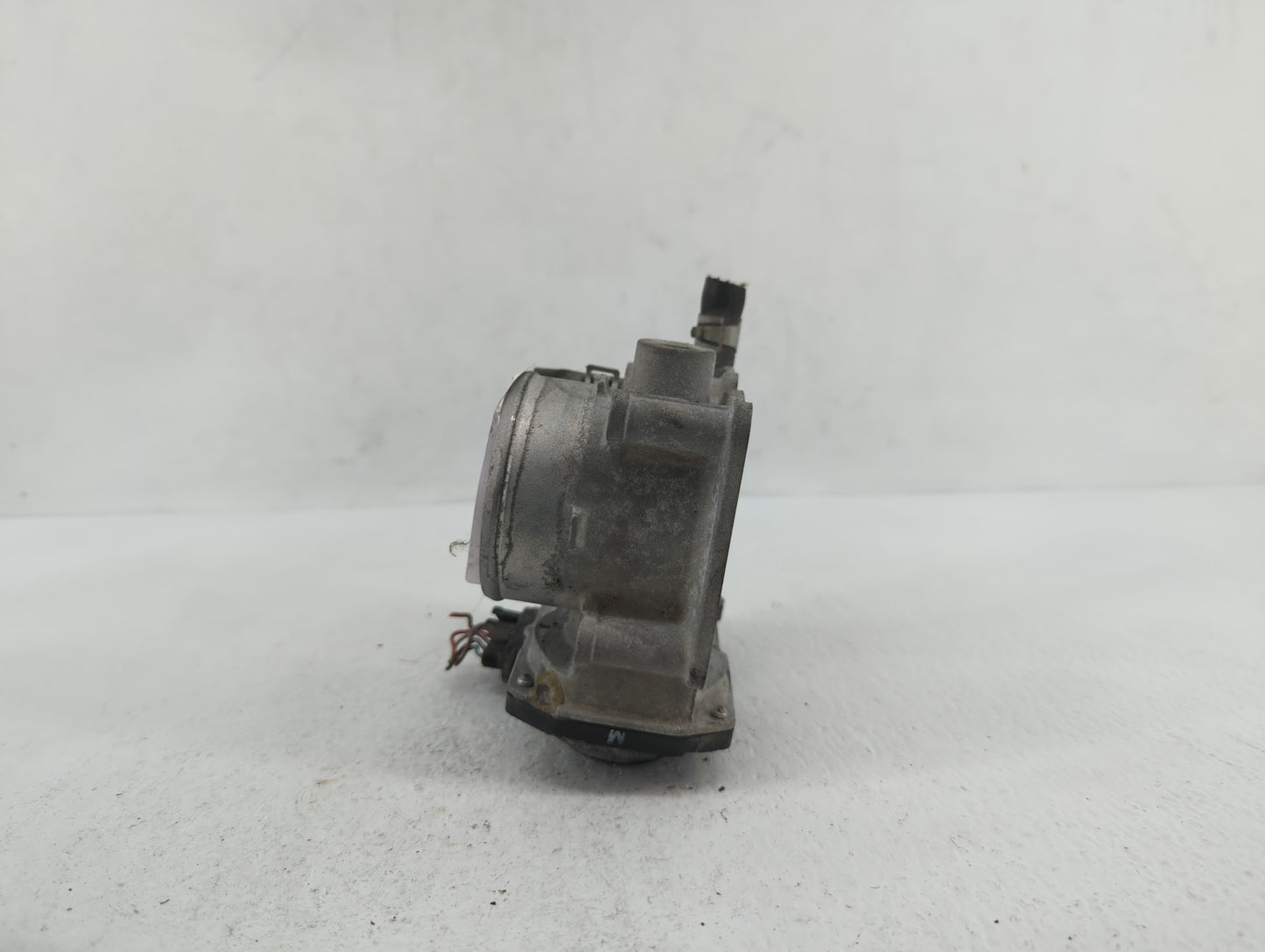 2013-2019 Nissan Sentra Throttle Body P/N:3RA60-01 C 3RA60-01 E, 3RA60-01 D Fits Fits 2013 2014 2015 2016 2017 2018 2019 OEM