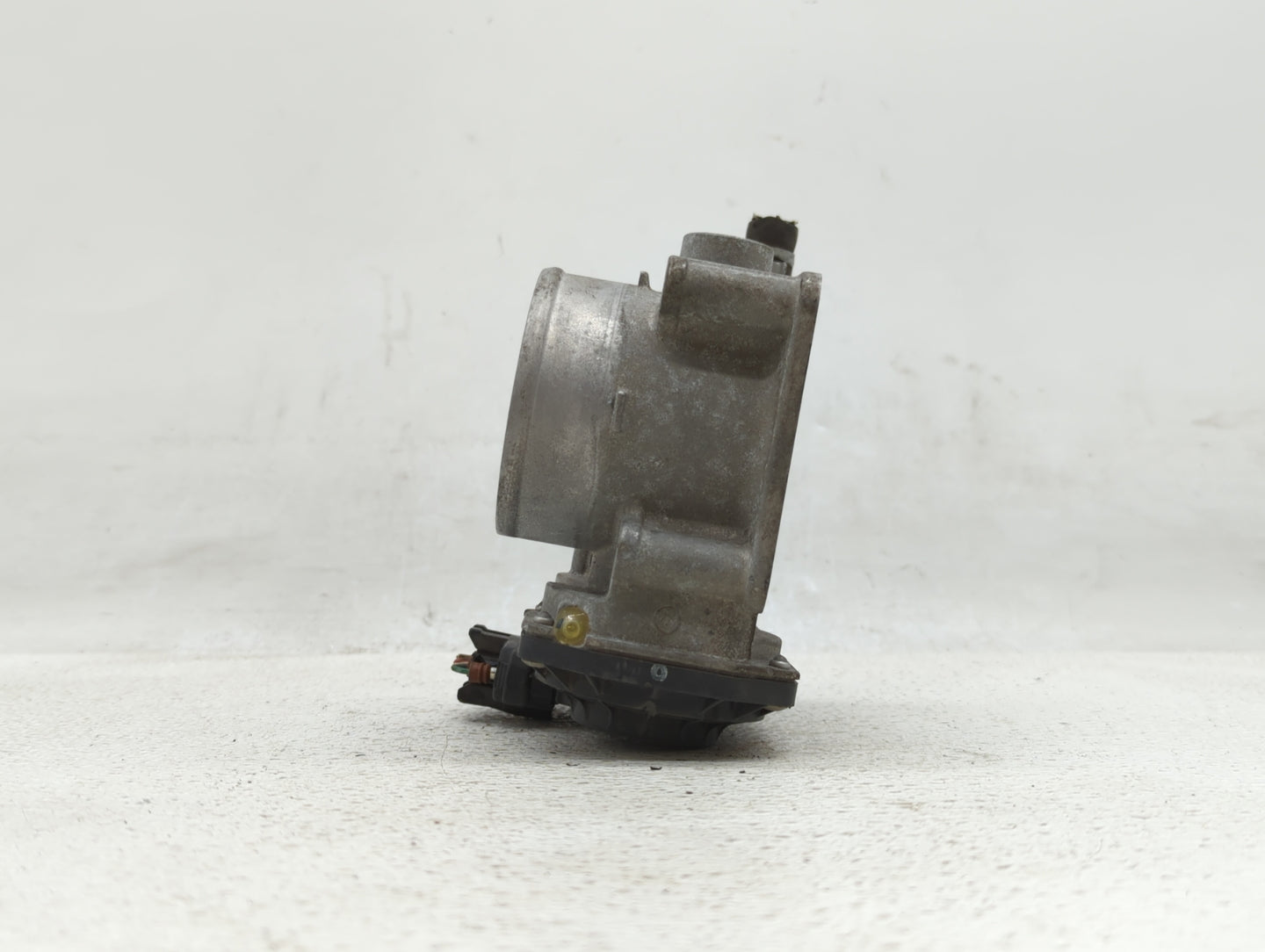 2013-2019 Nissan Sentra Throttle Body P/N:3RA60-01 C 3RA60-01 E, 3RA60-01 D Fits Fits 2013 2014 2015 2016 2017 2018 2019 OEM