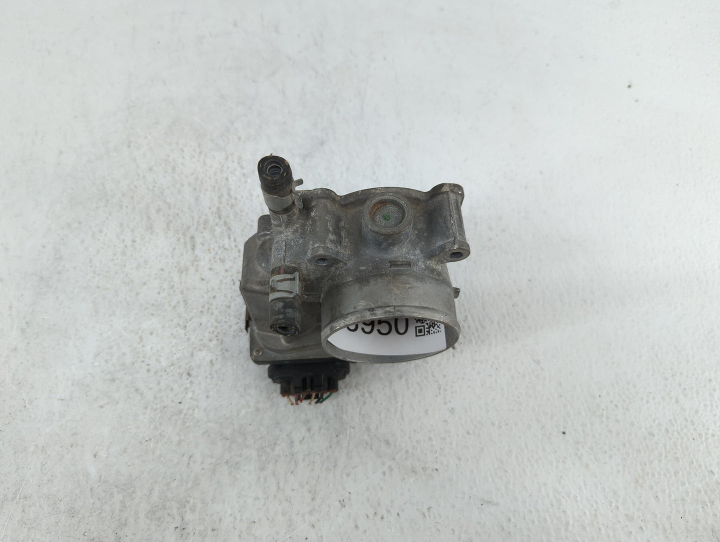 2013-2019 Nissan Sentra Throttle Body P/N:3RA60-01 C 3RA60-01 E, 3RA60-01 D Fits Fits 2013 2014 2015 2016 2017 2018 2019 OEM