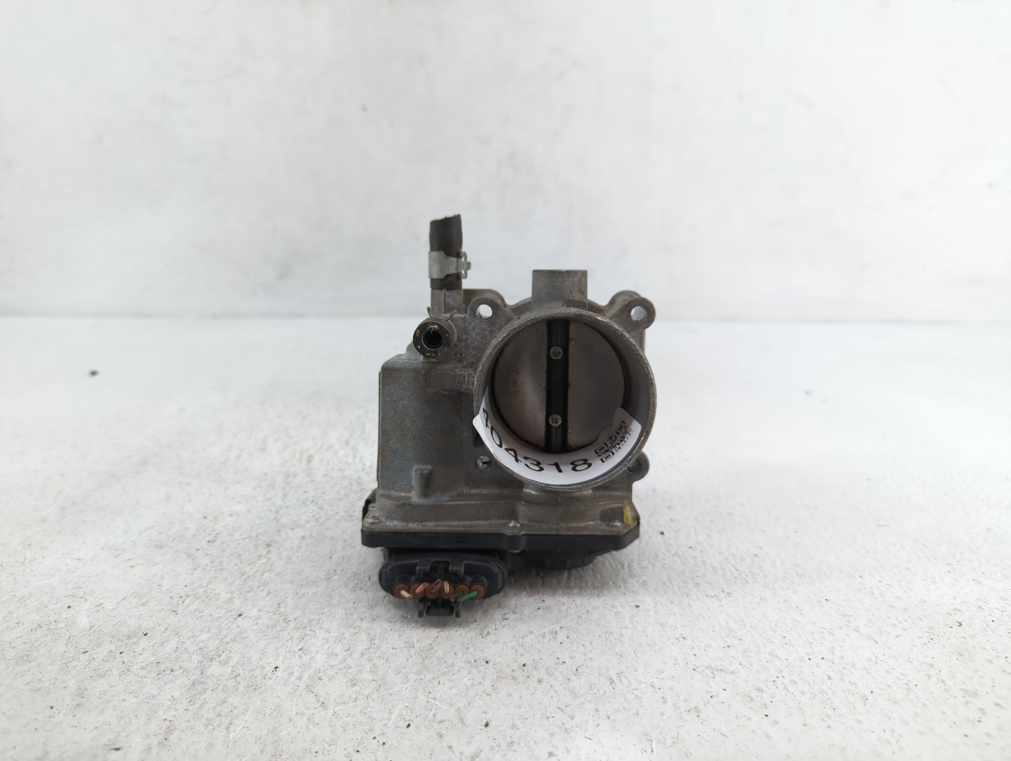 2013-2019 Nissan Sentra Throttle Body P/N:3RA60-01 C 3RA60-01 E, 3RA60-01 D Fits Fits 2013 2014 2015 2016 2017 2018 2019 OEM