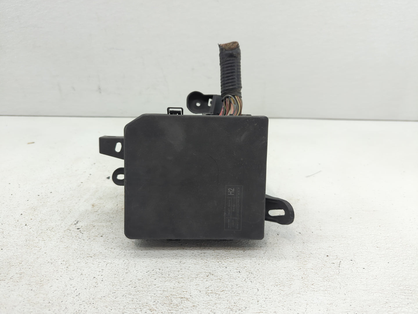 2013-2019 Nissan Sentra Fusebox Fuse Box Panel Relay Module P/N:284B7 3RA3B 284B7 3RA3E Fits OEM Used Auto Parts - Oemusedau