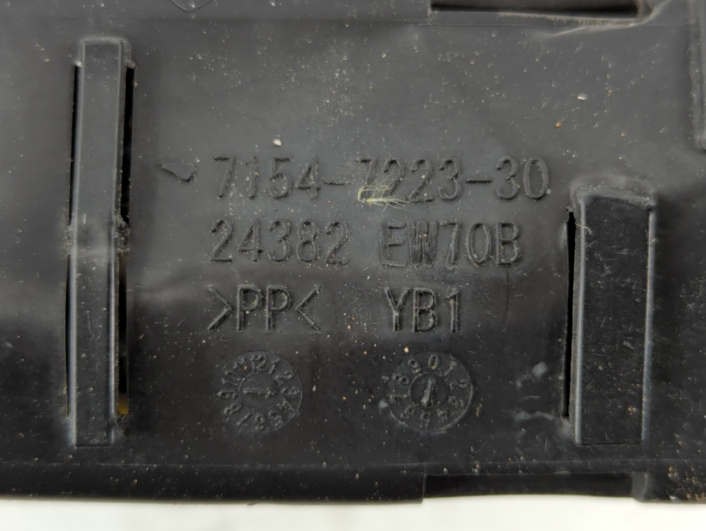 2013-2019 Nissan Sentra Fusebox Fuse Box Panel Relay Module P/N:284B7 3RA3B 284B7 3RA3E Fits OEM Used Auto Parts - Oemusedau