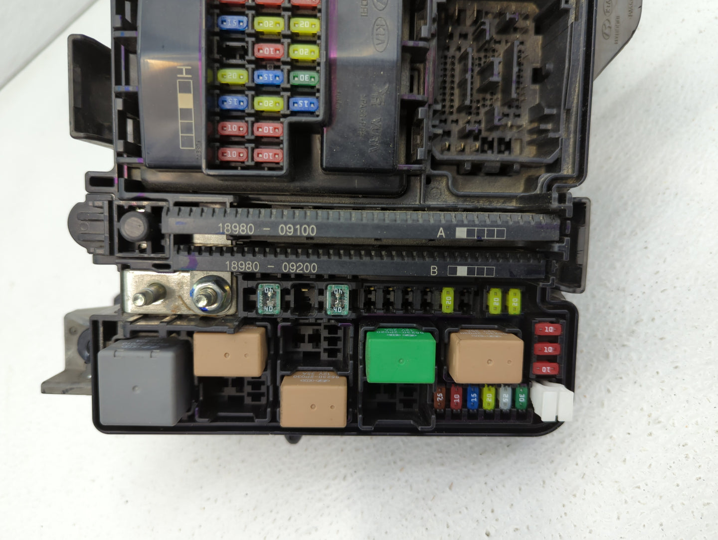 2013-2019 Nissan Sentra Fusebox Fuse Box Panel Relay Module P/N:284B7 3RA3B 284B7 3RA3E Fits OEM Used Auto Parts - Oemusedau