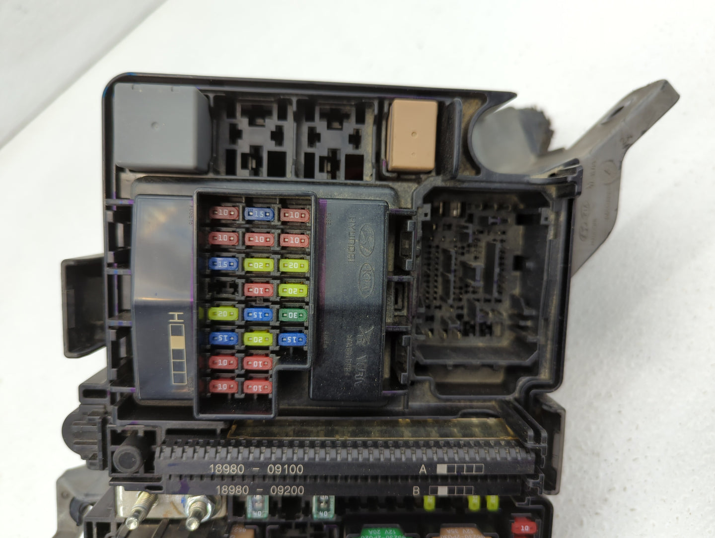 2013-2019 Nissan Sentra Fusebox Fuse Box Panel Relay Module P/N:284B7 3RA3B 284B7 3RA3E Fits OEM Used Auto Parts - Oemusedau