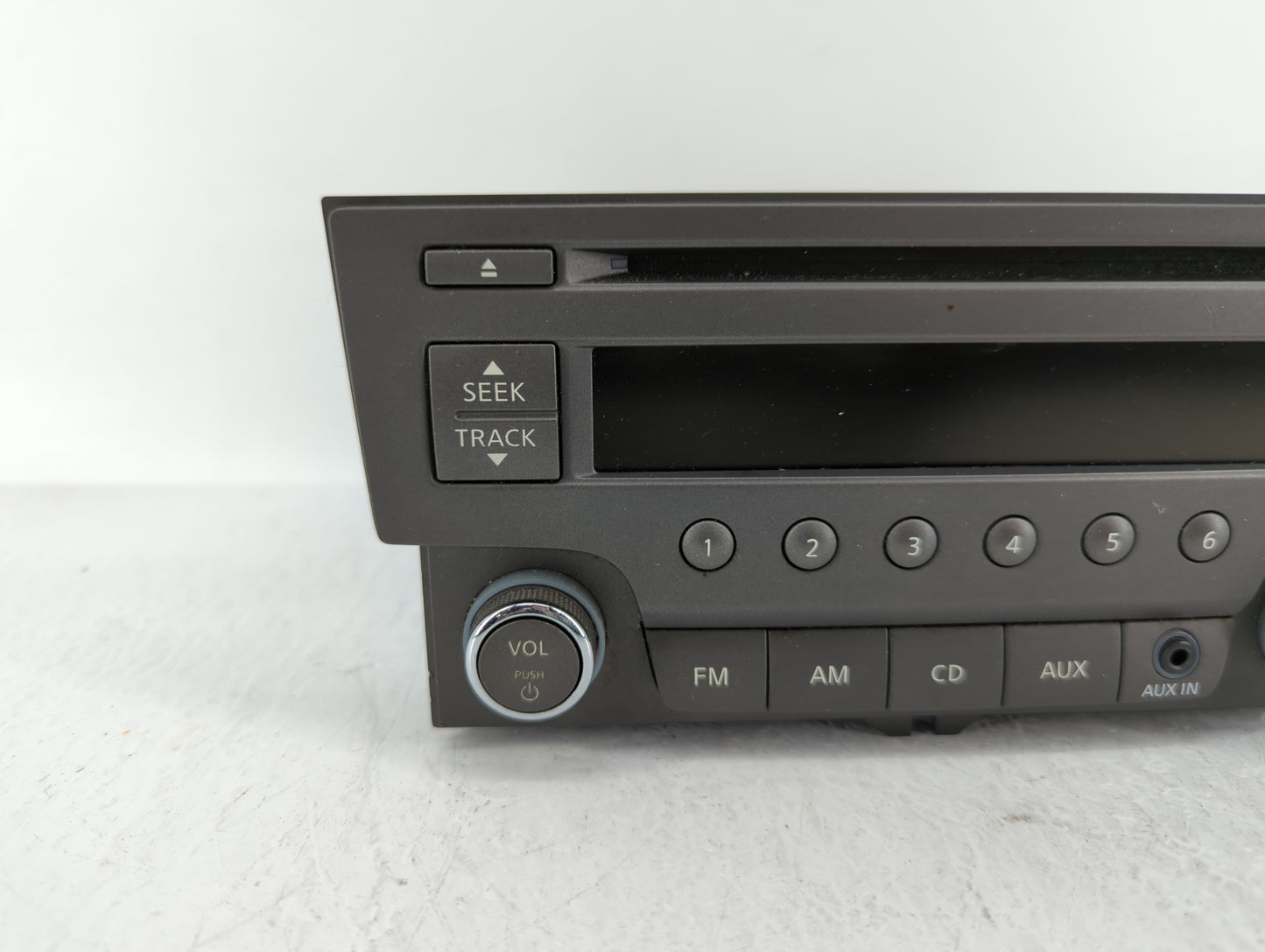 2013-2014 Nissan Sentra Am Fm Cd Player Radio Receiver - Oemusedautoparts1.com