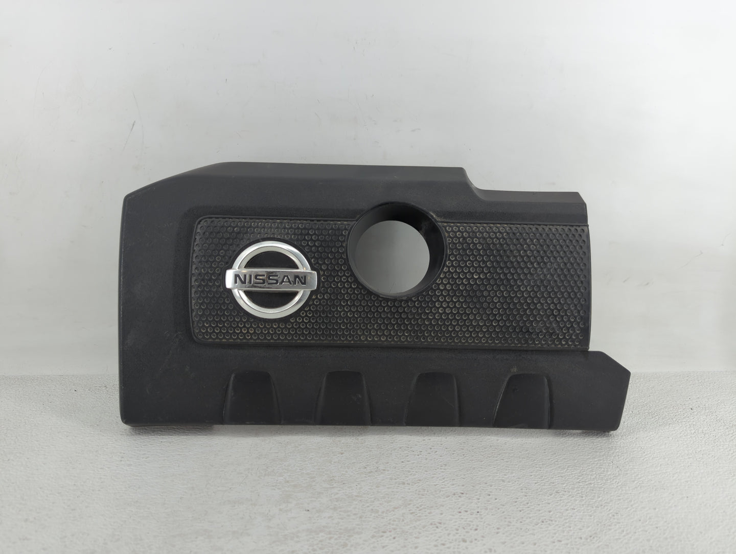 2013 Nissan Sentra Engine Cover - Oemusedautoparts1.com